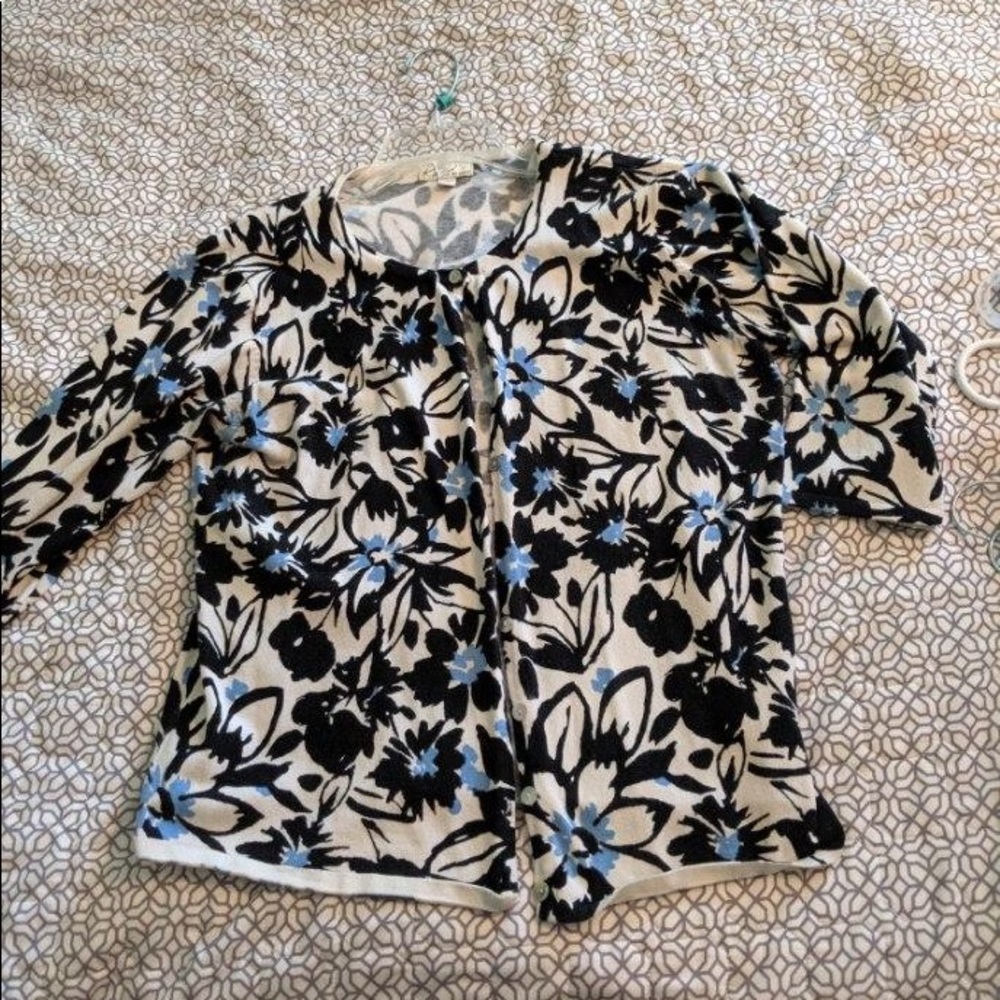 Gorgeous 3/4 Length Sweater